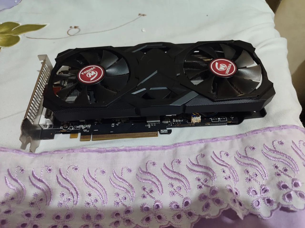 Placa de vídeo RX580 Com defeito