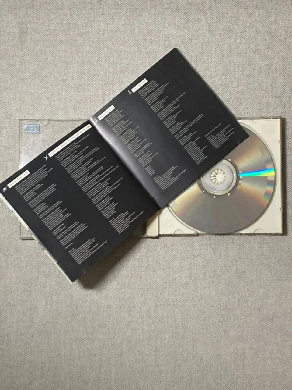 CD U2 - "All that you can't leave behind" - impecável - Foto 4