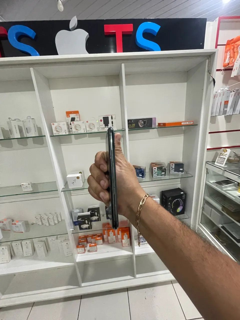 iPhone 11 Pro 256 gb funcionando tudo  - Foto 3