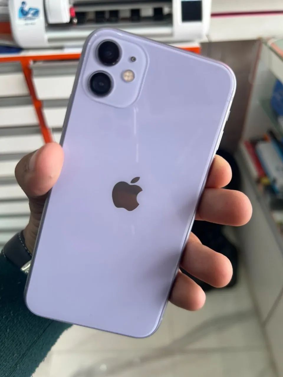 iPhone 11 64g zerado completo 