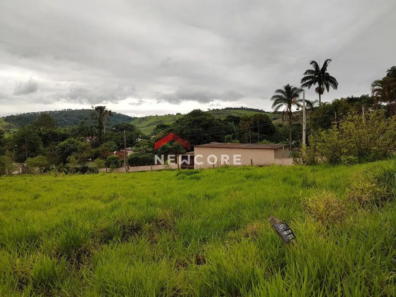 Chácara em Avenida Carvalho - Vitória Régia - Atibaia/SP - Foto 3
