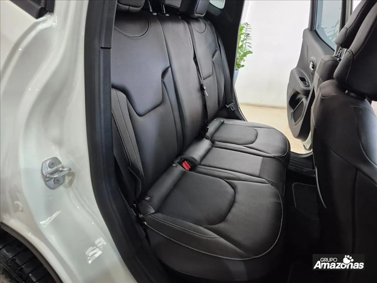 Jeep Renegade T270 1.3 TB 4x2 Flex Aut., foto 15 de 20