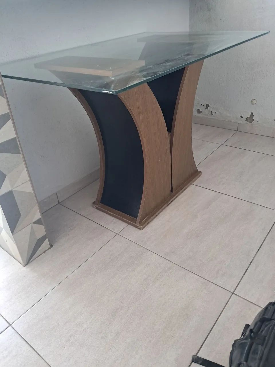 Mesa sem cadeira - Foto 2