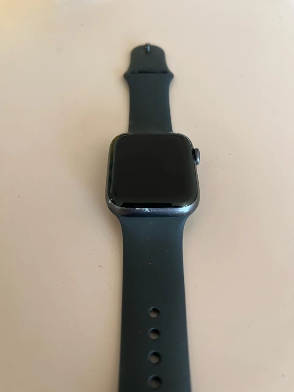 Apple Watch SE 2Gen 44mm (com caixa, carregador e pulseiras extra) - Foto 5