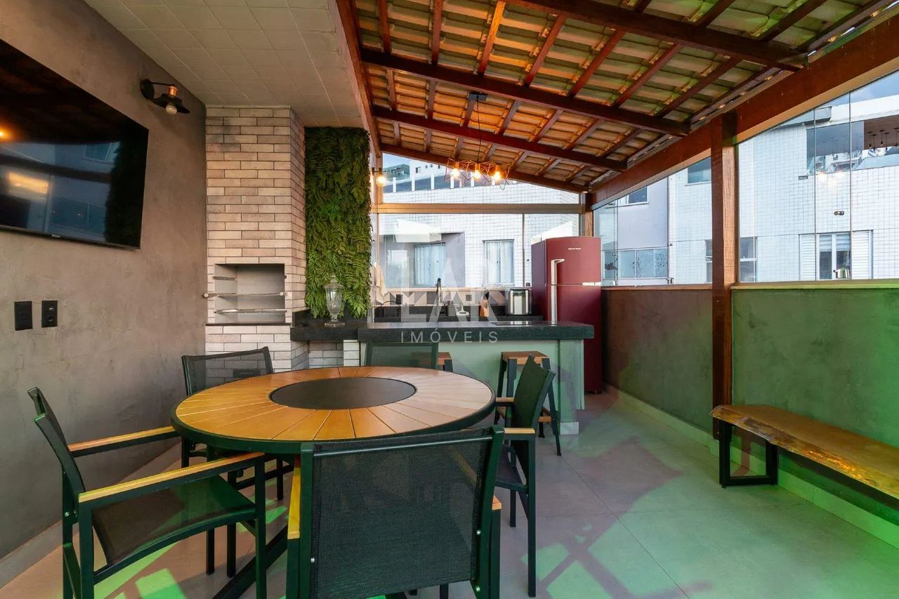 Apartamento à venda com 196m², 4 quartos e 3 vagas - Foto 2