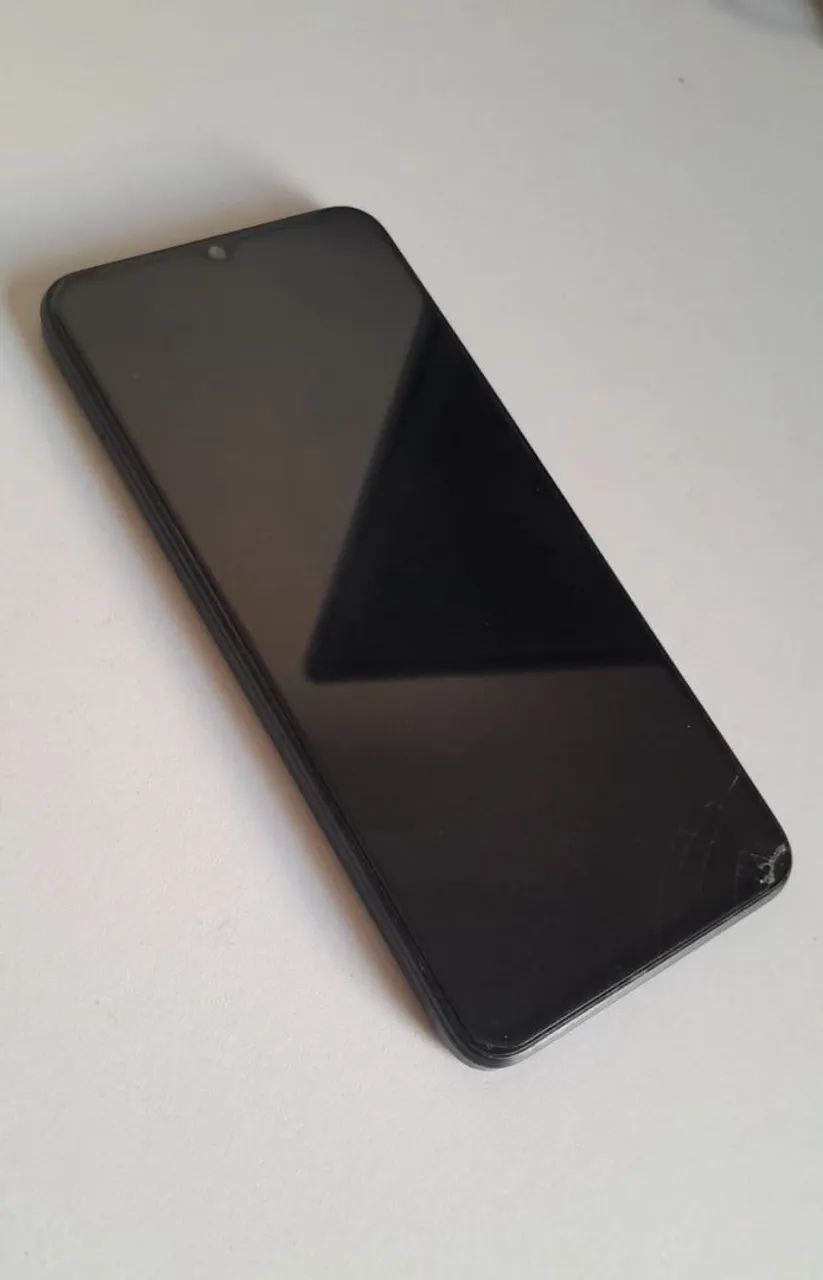 MOTO E13 