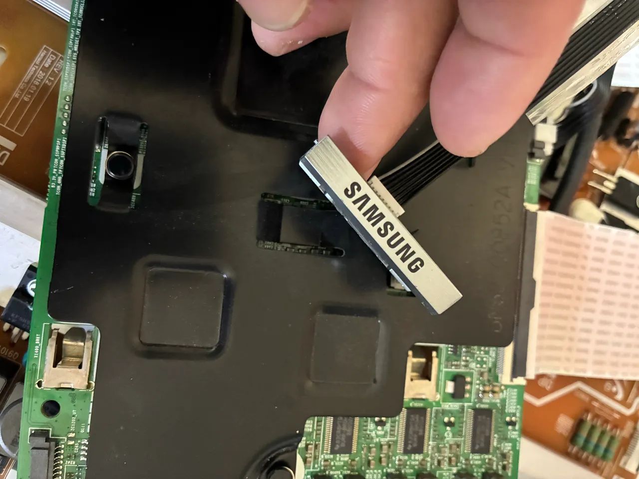 Placa TV Samsung 75 
