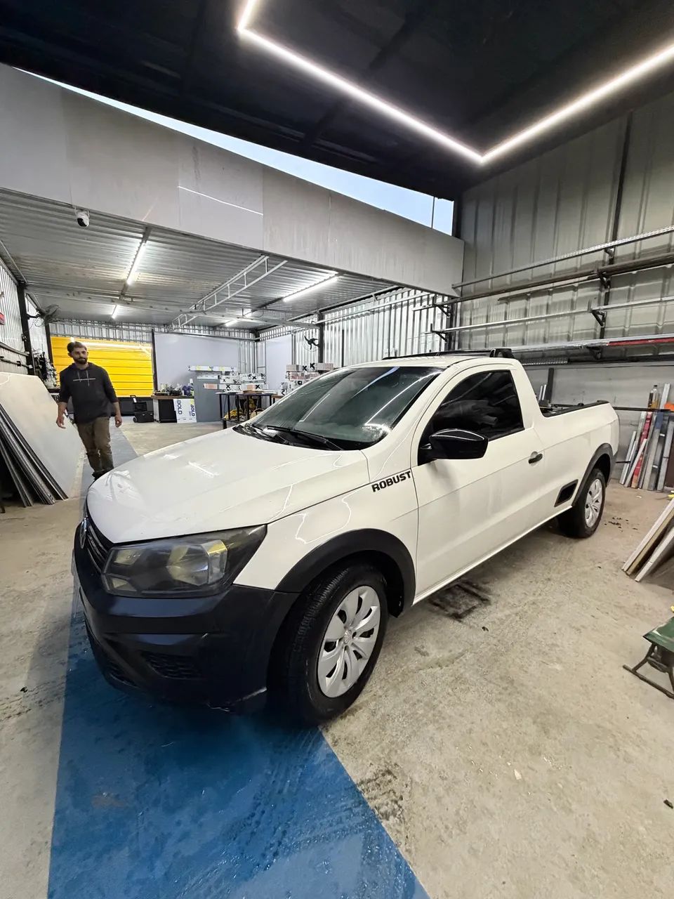 Volkswagen Saveiro Robust 1.6 Total Flex 8V 2017 - Foto 2