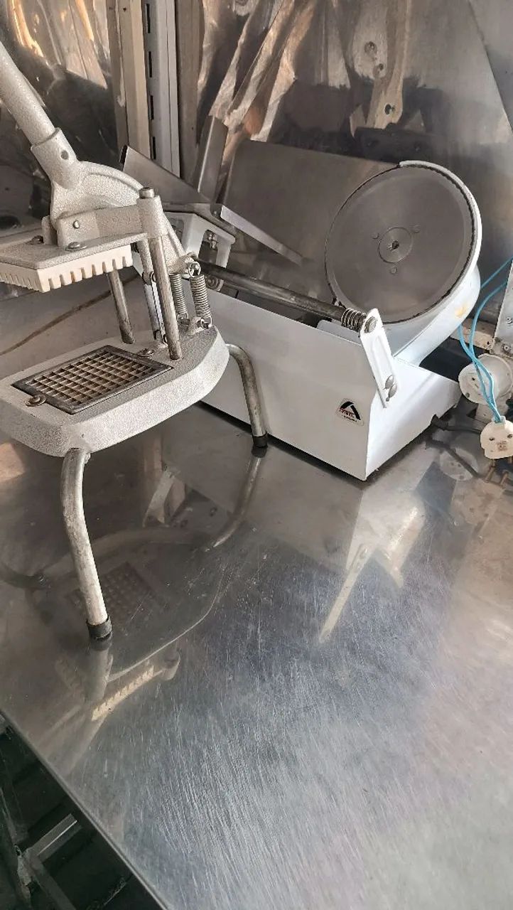 Vendo carrinho de lanche - Foto 3