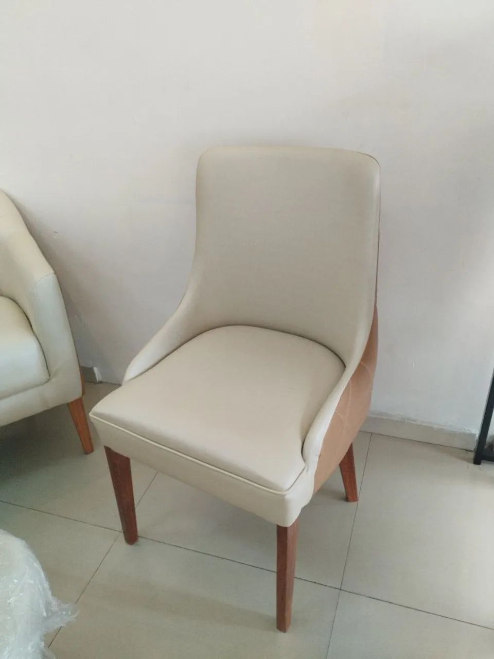 Cadeiras de alto padrão para sua casa  - Foto 5