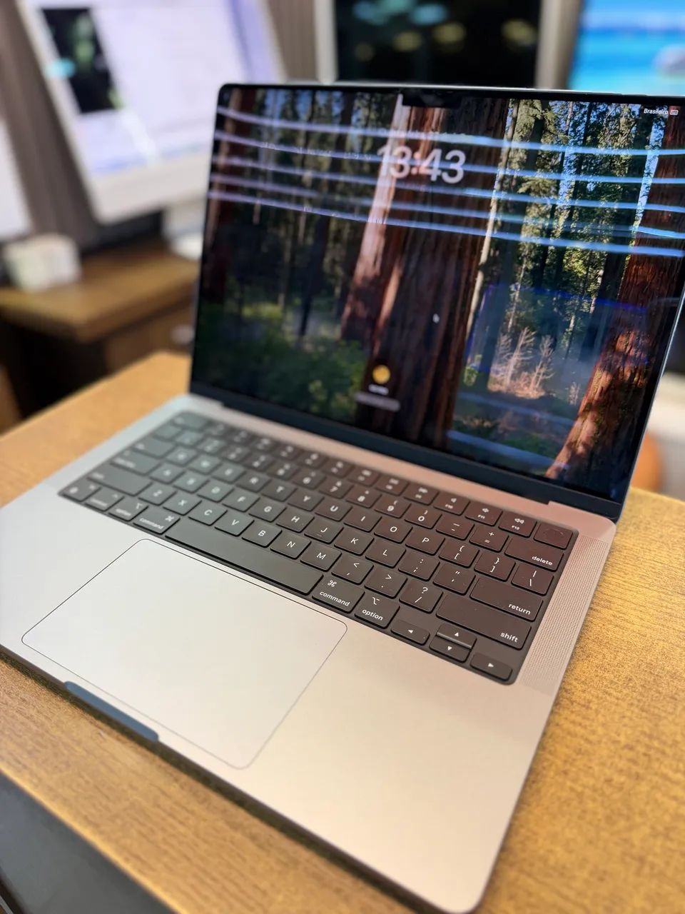 ? MacBook Pro M3 ? 