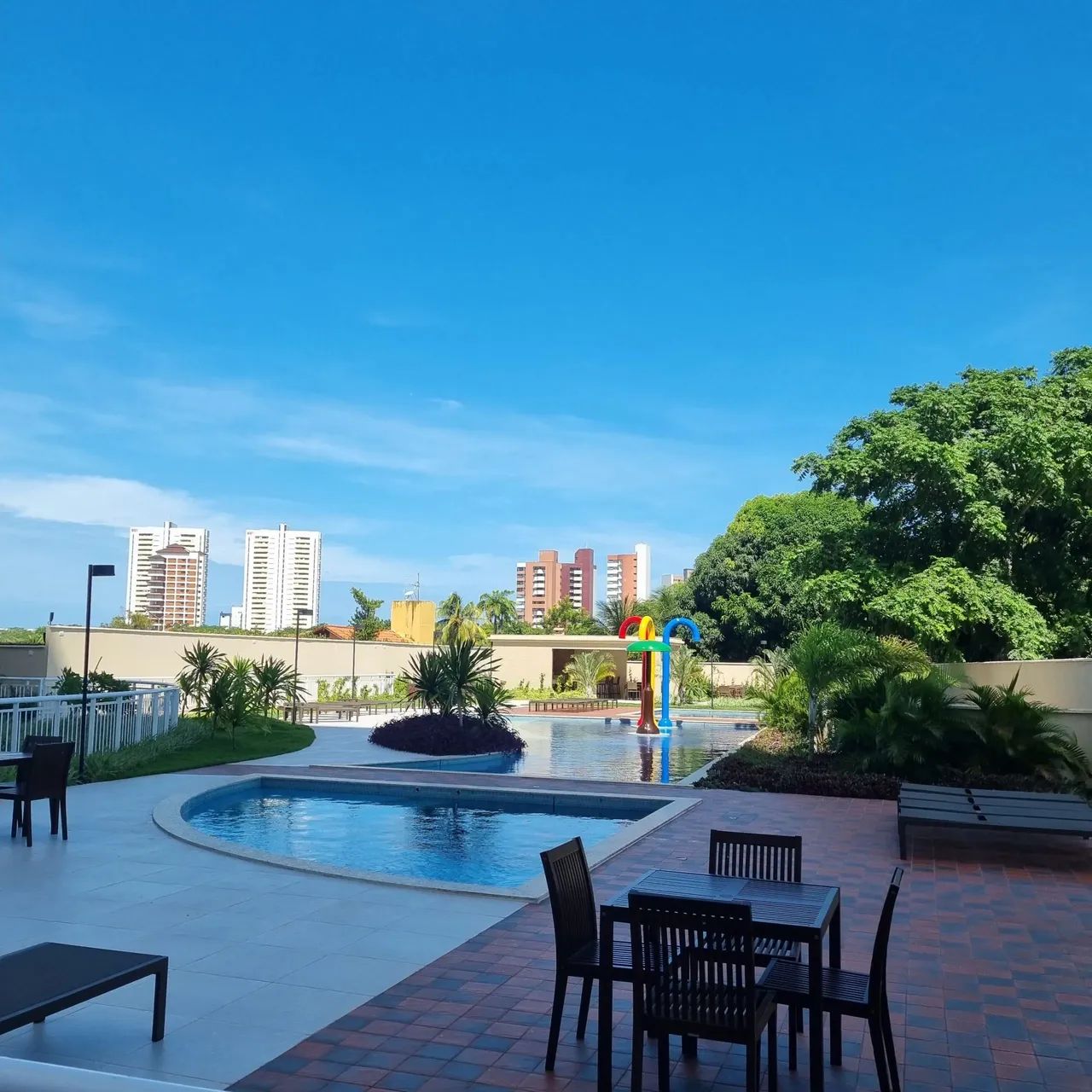 Living Garden, 11o. Andar, Novo, 189m2, 4 Suítes, DCE, 4 Vagas, Lazer Completo. - Foto 3