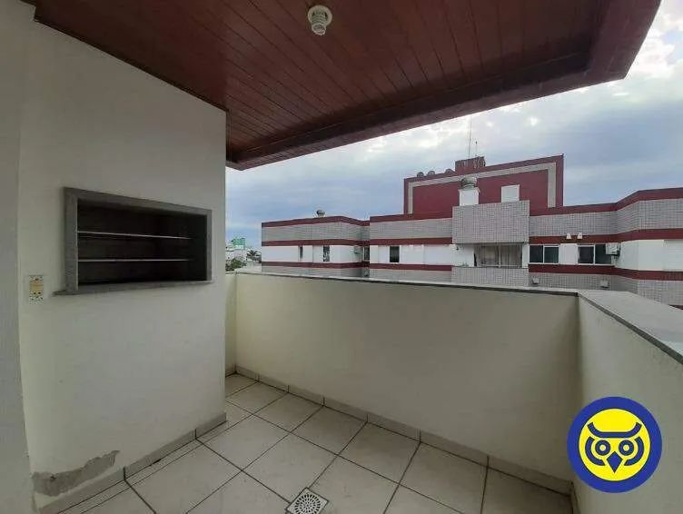 Apartamento para locação na Trindade  2 dormitórios, suíte, sacada com churrasqueira e 1 v