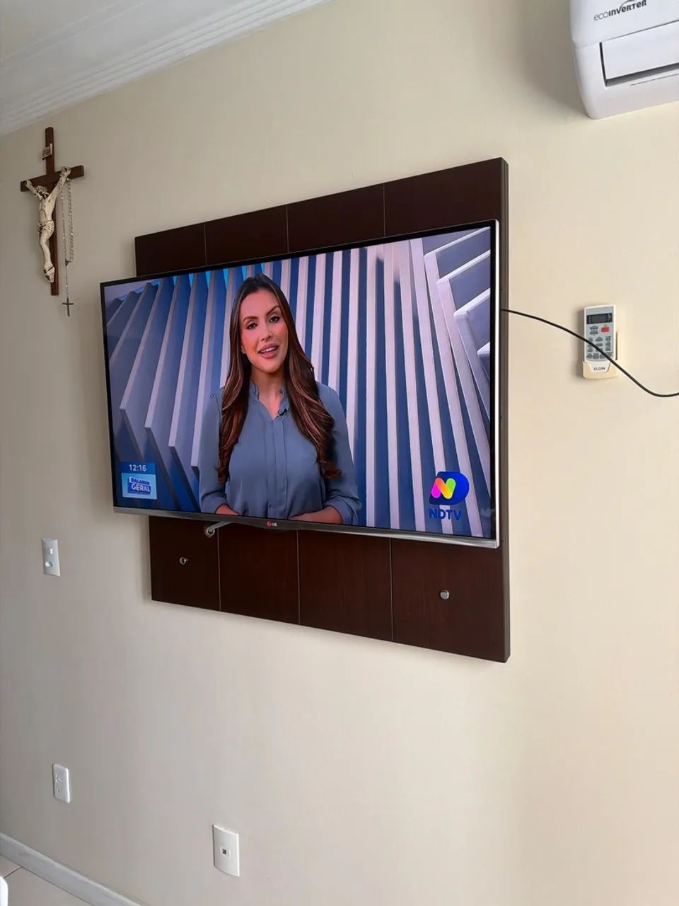 Smart TV LG semi nova 3 D - Foto 3