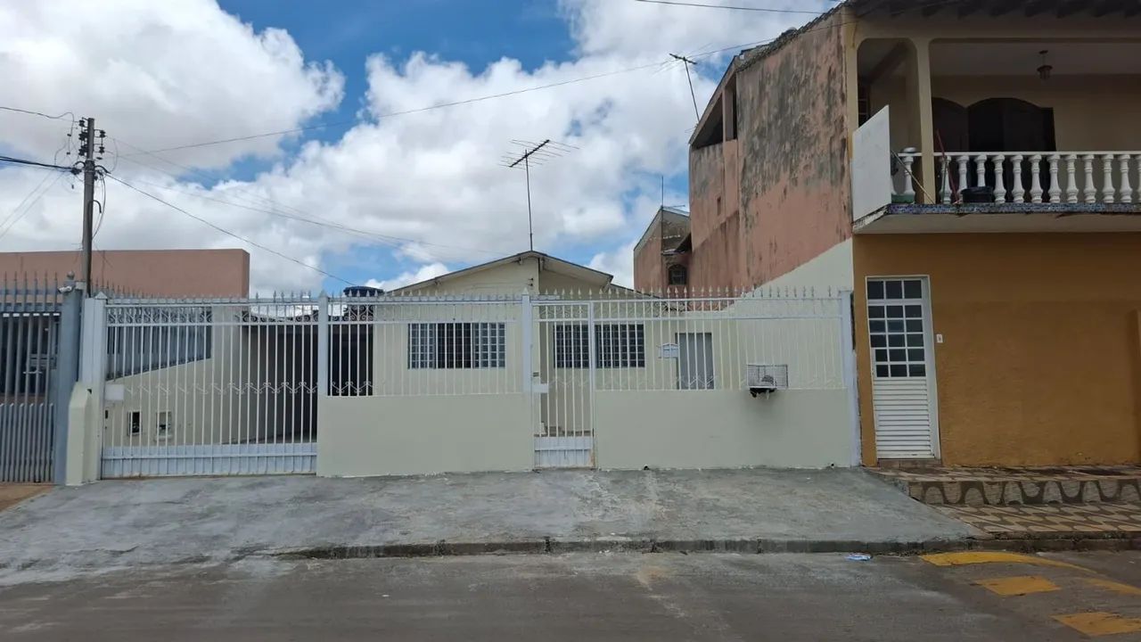 Casa 4 quartos para Venda QNM 18 Ceilândia Norte, Brasília
