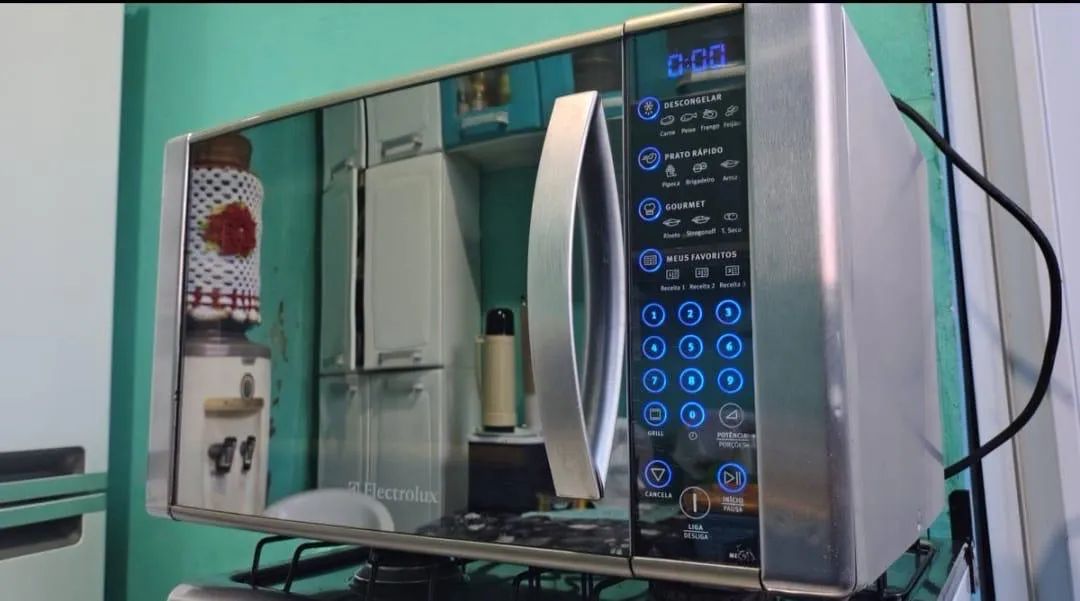 Microondas Electrolux 31 litros grill - Foto 2