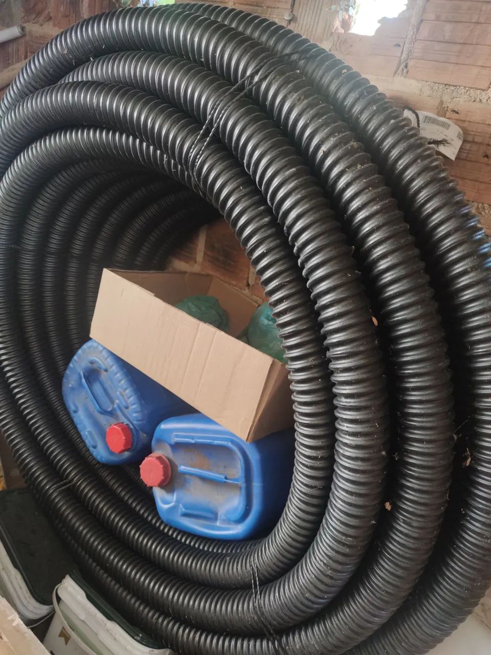 Vendo 100 metros de cabo e 50 metros de canaflex, os dois por 1,000 reais aceito ofertas! - Foto 3