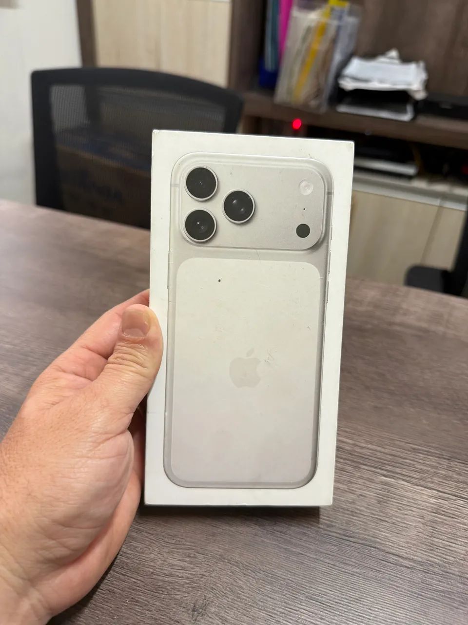 17 pro max Silver 256GB