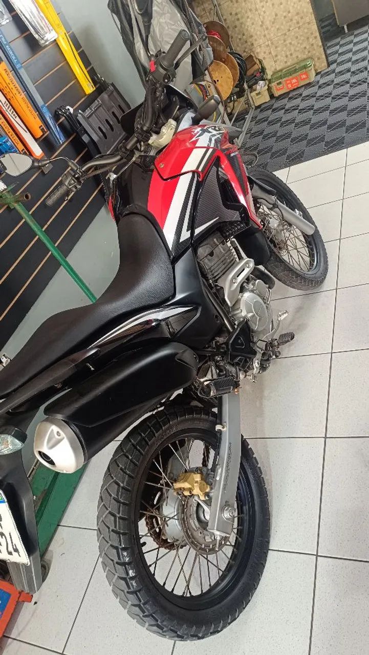 Honda XRE  - Foto 2