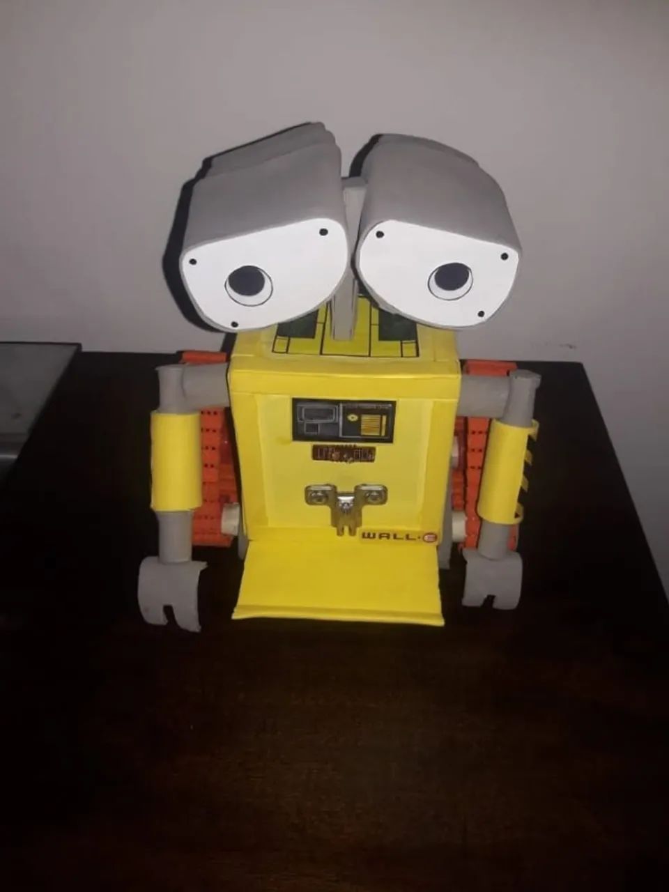 Robô Wall-e artesanal - Foto 2
