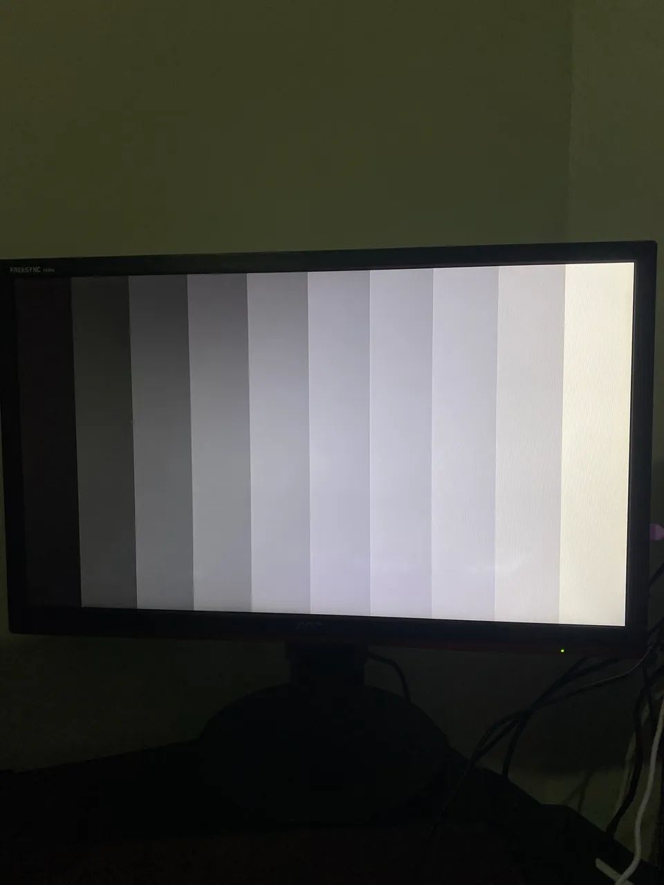 MONITOR GAMER AOC 144HZ - Foto 3