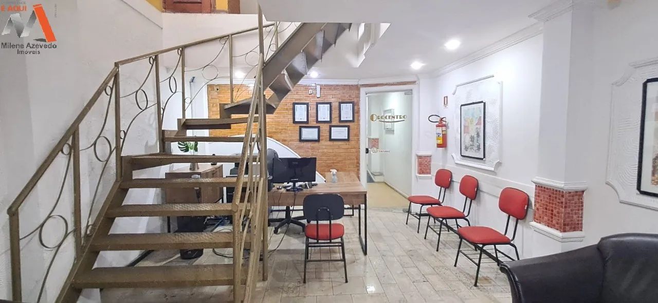 PRÉDIO COMERCIAL DE 3 PAVIMENTOS COM 650 m²