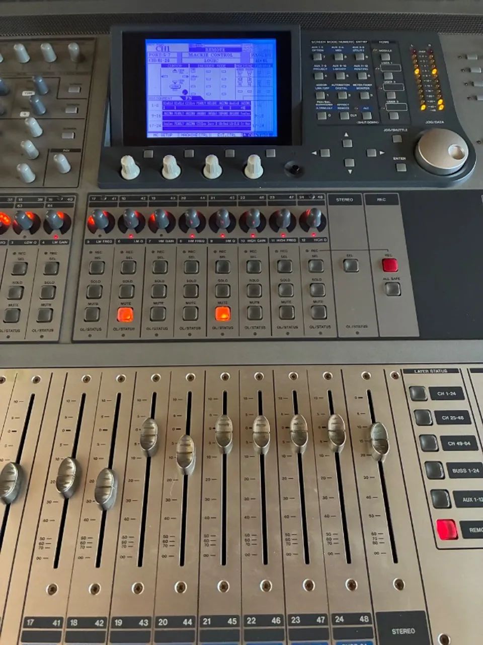 Mesa de som Tascam DM-4800 Firewire - Foto 3