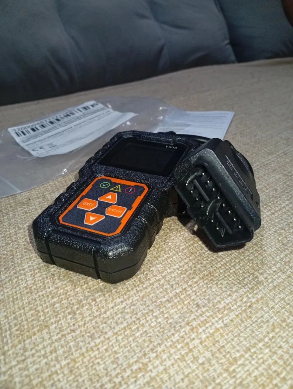 Scanner automotivo OBD2 V600