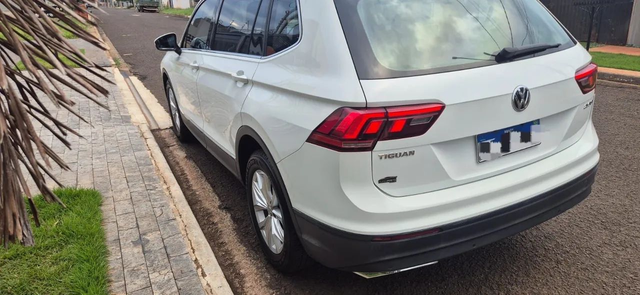 Volkswagen Tiguan ALLSPAC 250 TSI 1.4 FLEX 2018