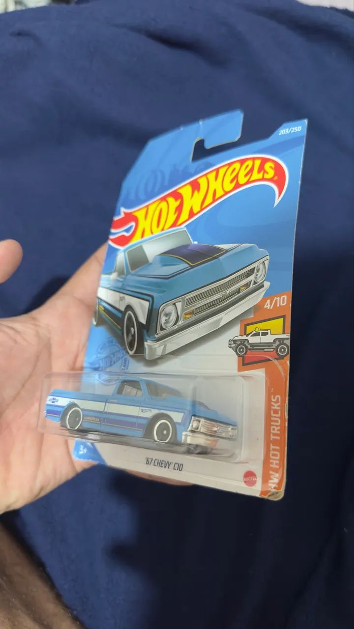 Hotwheels Chevy C10 1:64 - Foto 3