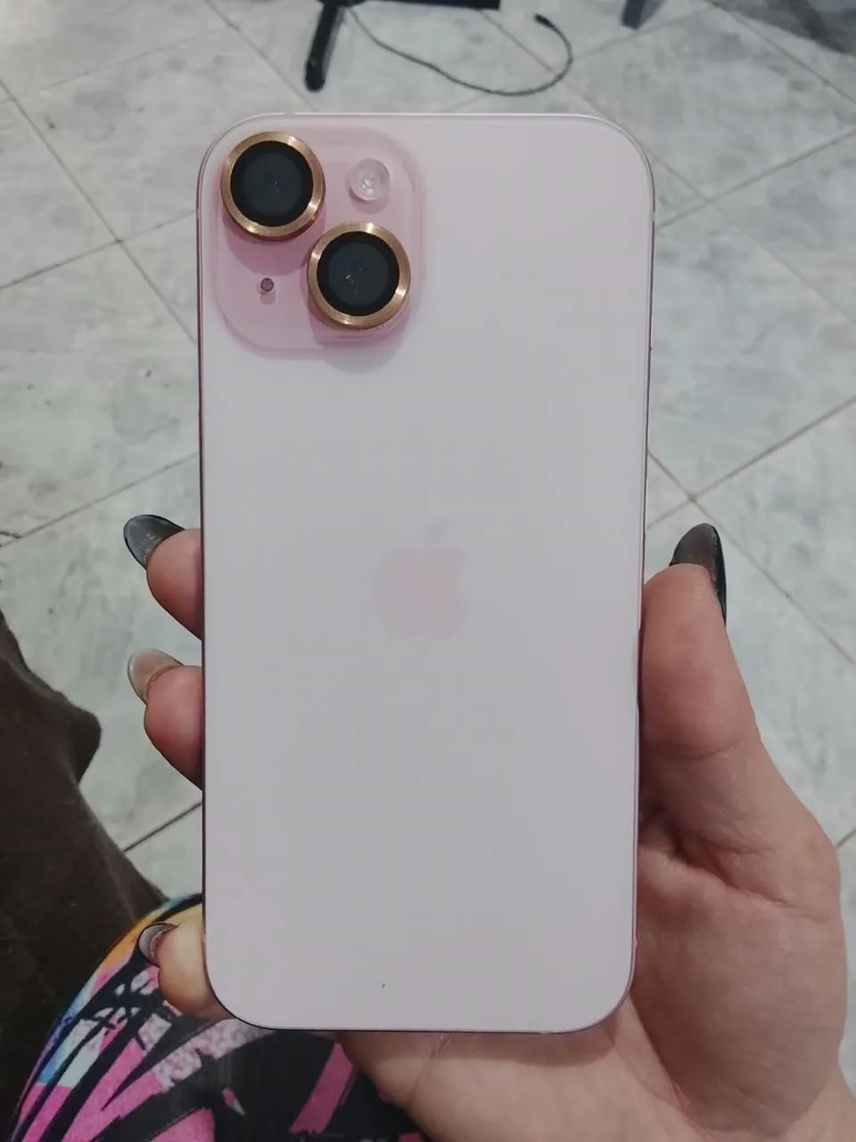 iPhone 15 - Foto 2