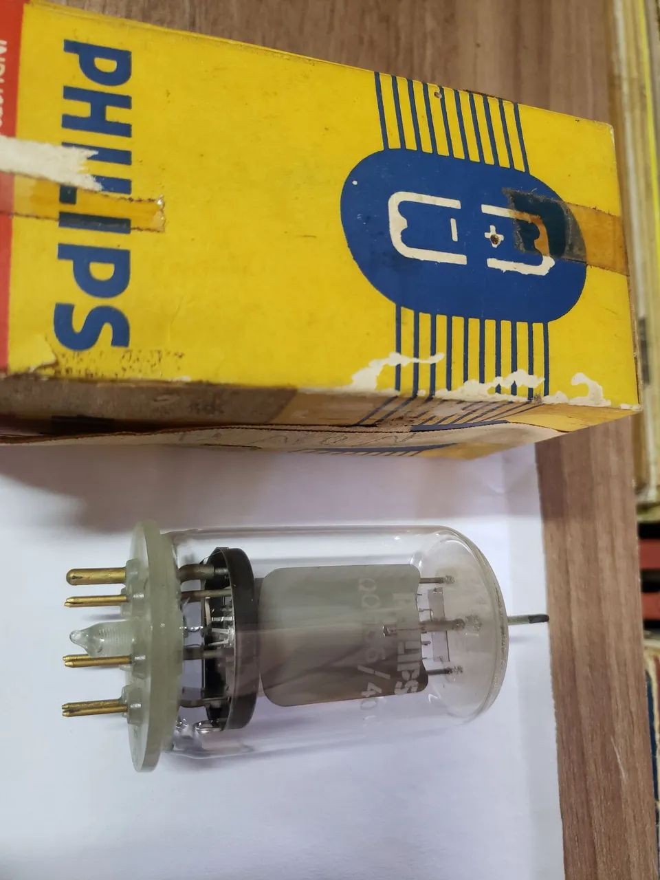 Válvula Eletrônica Philips QQE06 