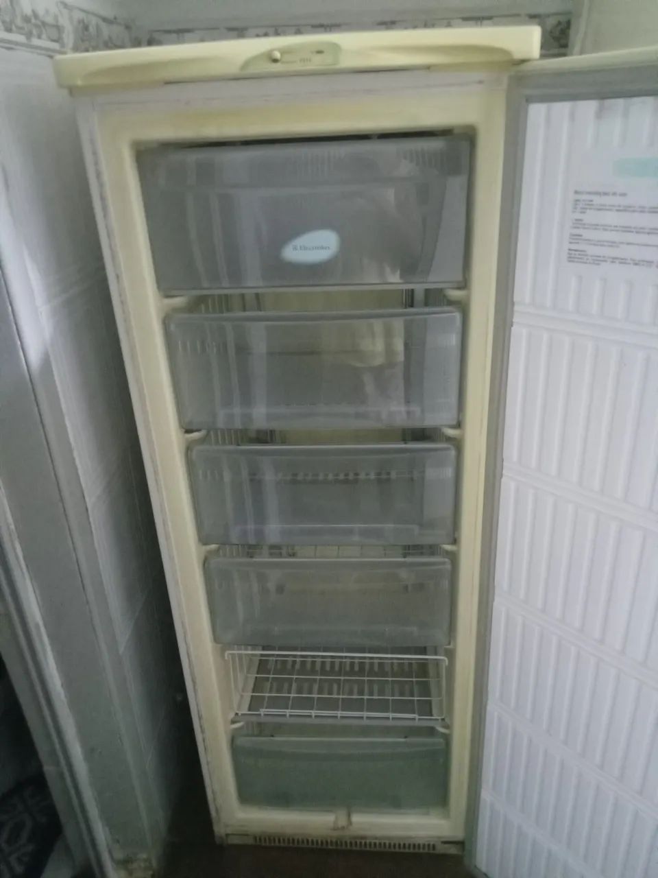 Freezer Vertical Electrolux  - Foto 2