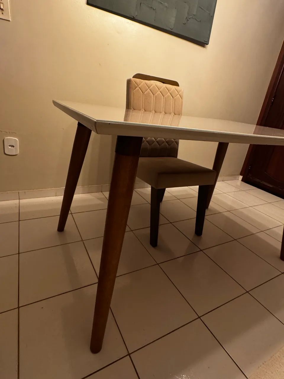 Mesa com tampo de vidro - Foto 2