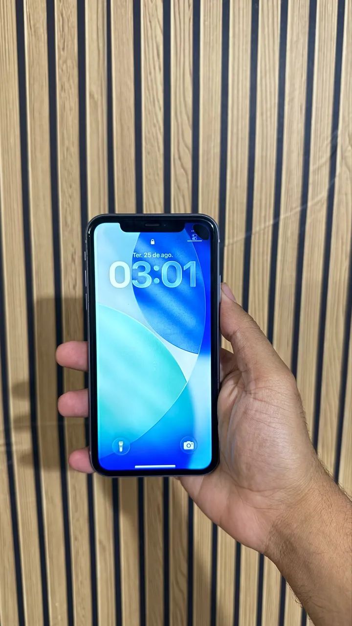 iPhone 11