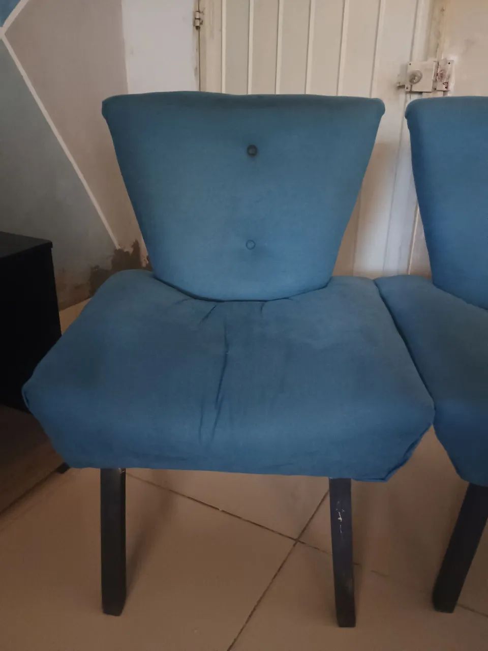 Vende-se essas 2 poltronas por 130 - Foto 2