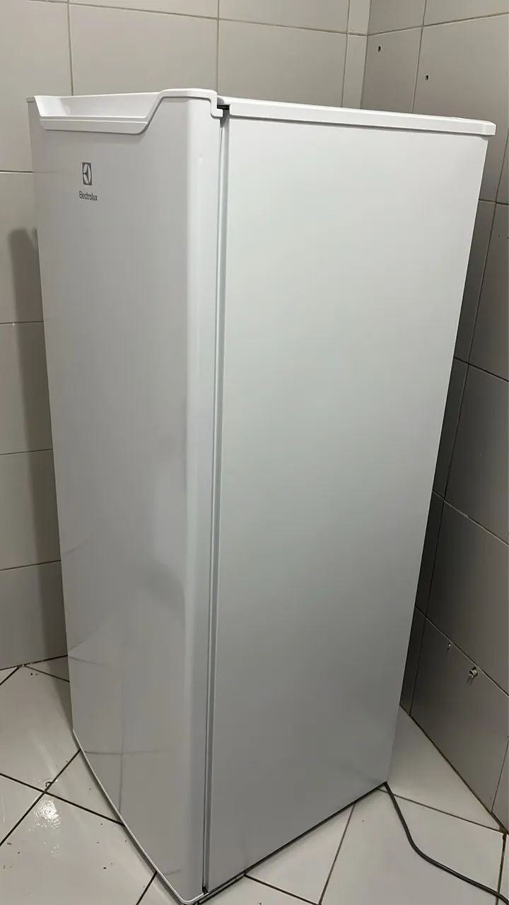 GELADEIRA ELECTROLUX RE21 - 213L - Foto 5