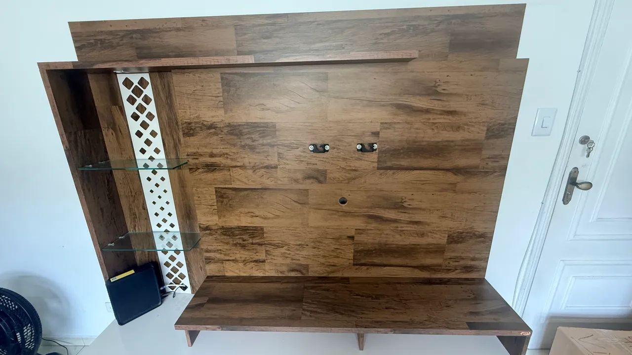 Rack com painel e rodinha  - Foto 5