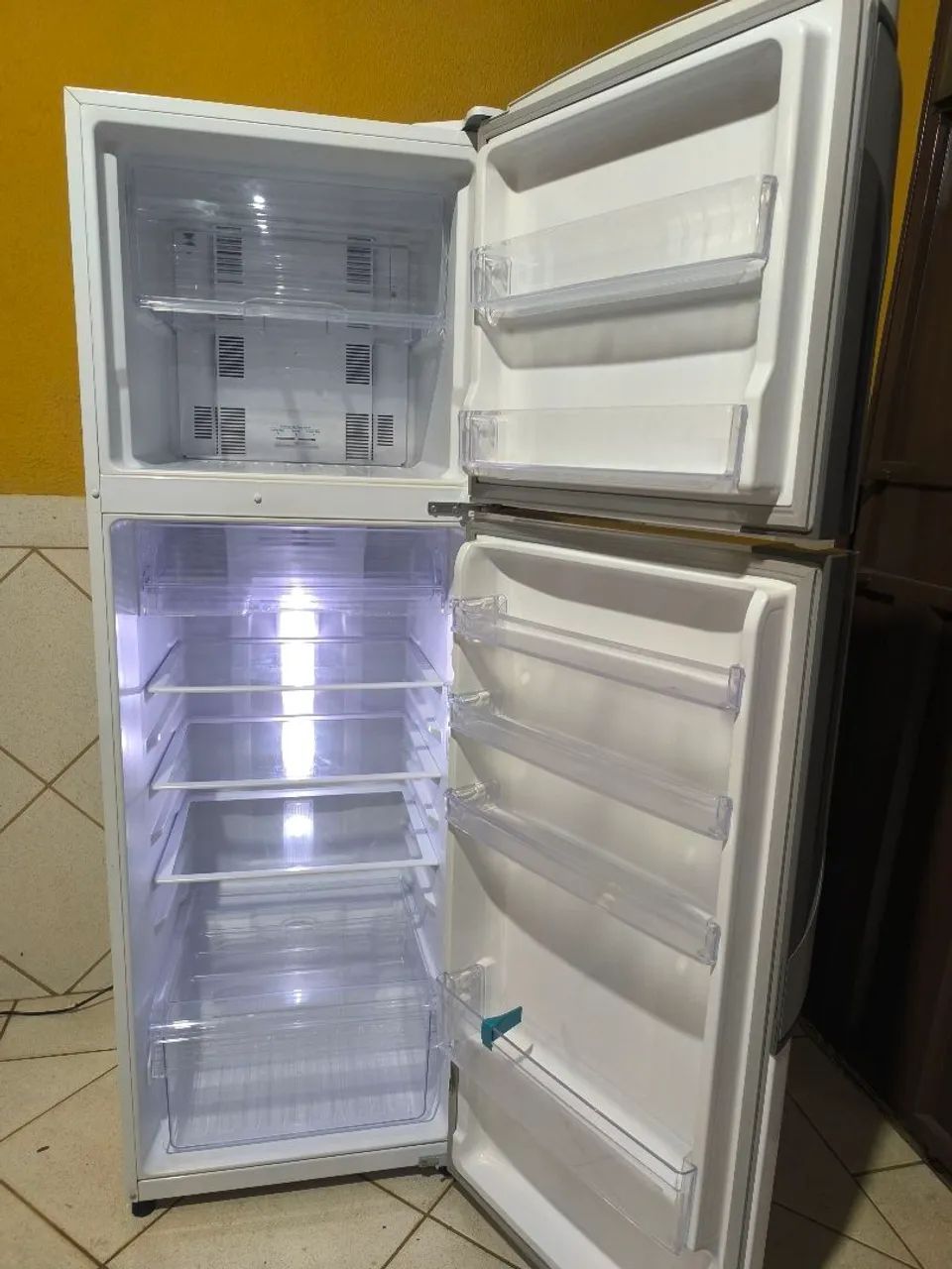 Geladeira Panasonic  - Foto 2