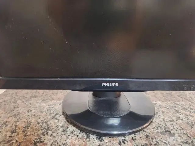lote de monitores funcionando 1200aoc dell lg philipis - Foto 5