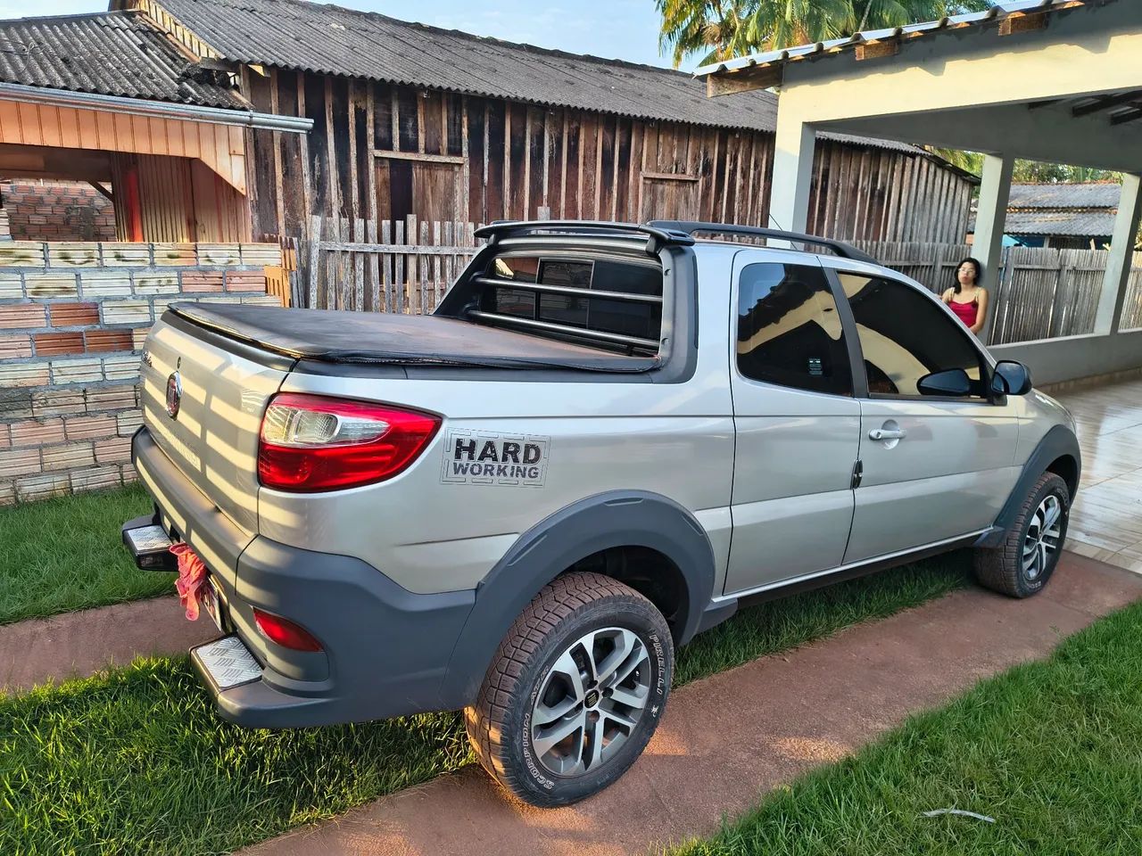 Fiat Strada Working Hard 1.4 Fire Flex 8V CD 2017 - Foto 4