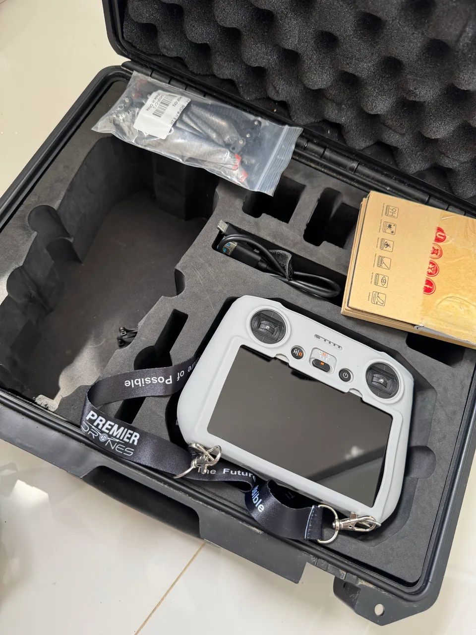 Controle DJI RC e acessórios mavic 3 pro