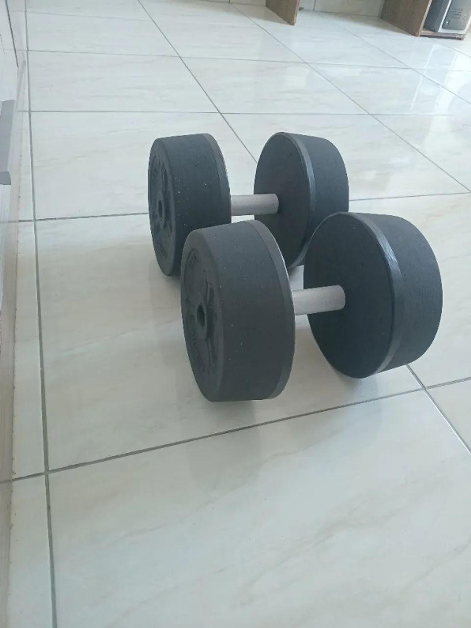 Par de Halteres 10kg  - Foto 3