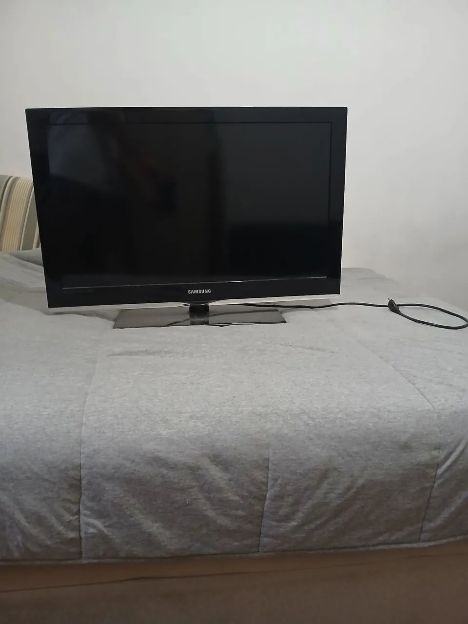 TV Samsung LCD 32"