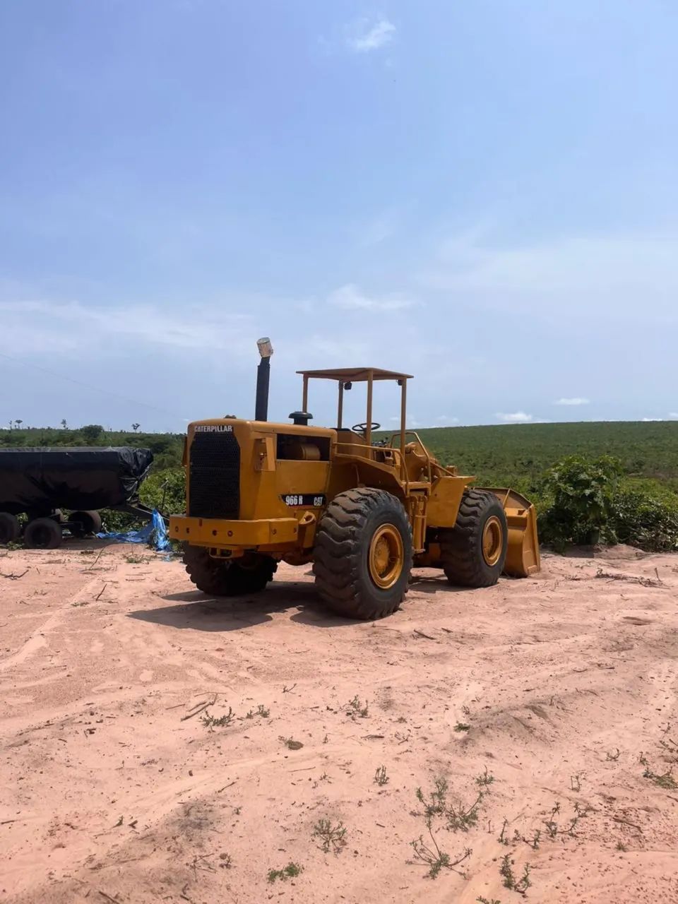 Pá carregadeira Caterpillar 966 - Foto 2