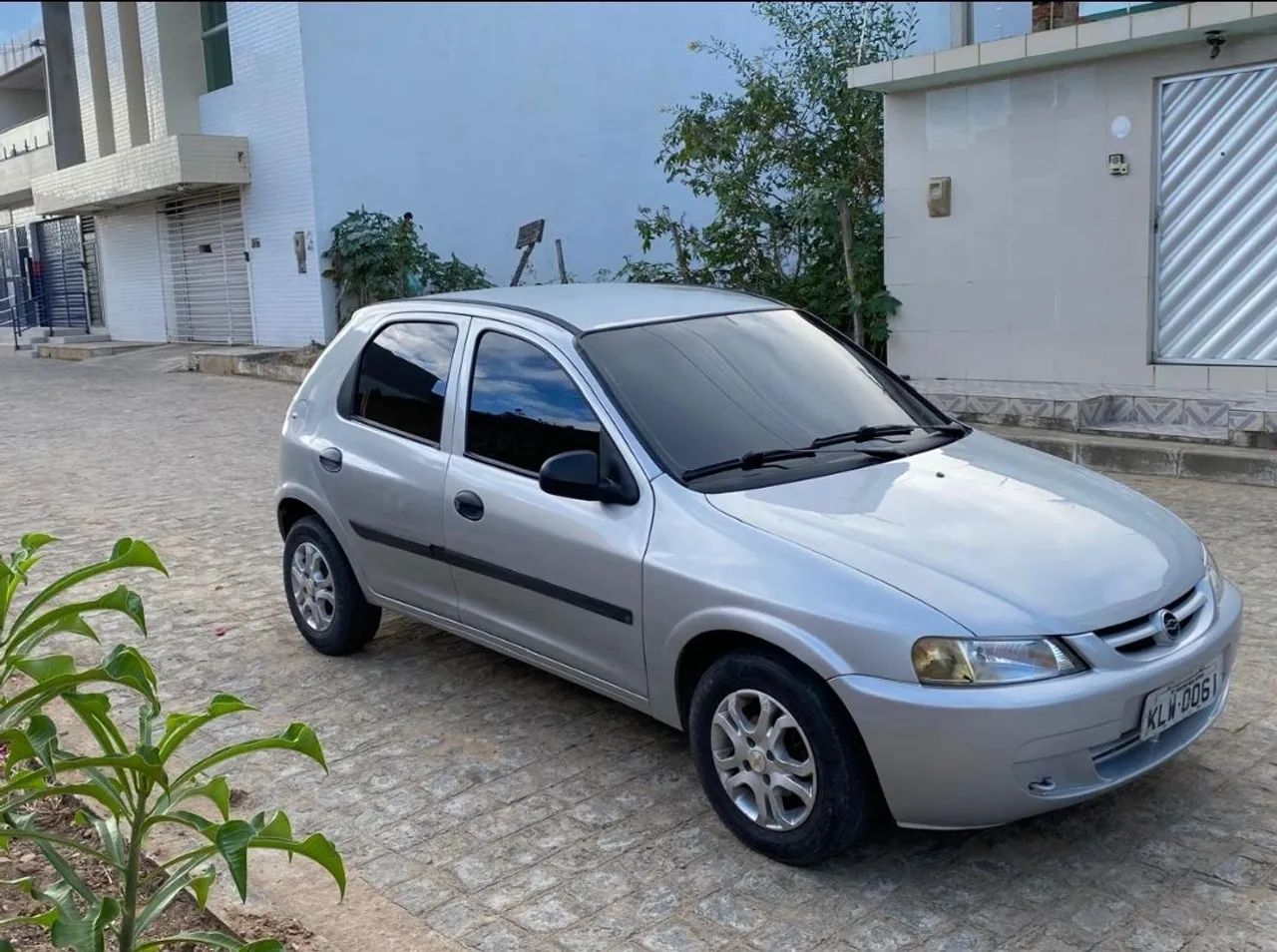 Chevrolet Celta Spirit 1.4 MPFI 8V 85cv 5P 2005