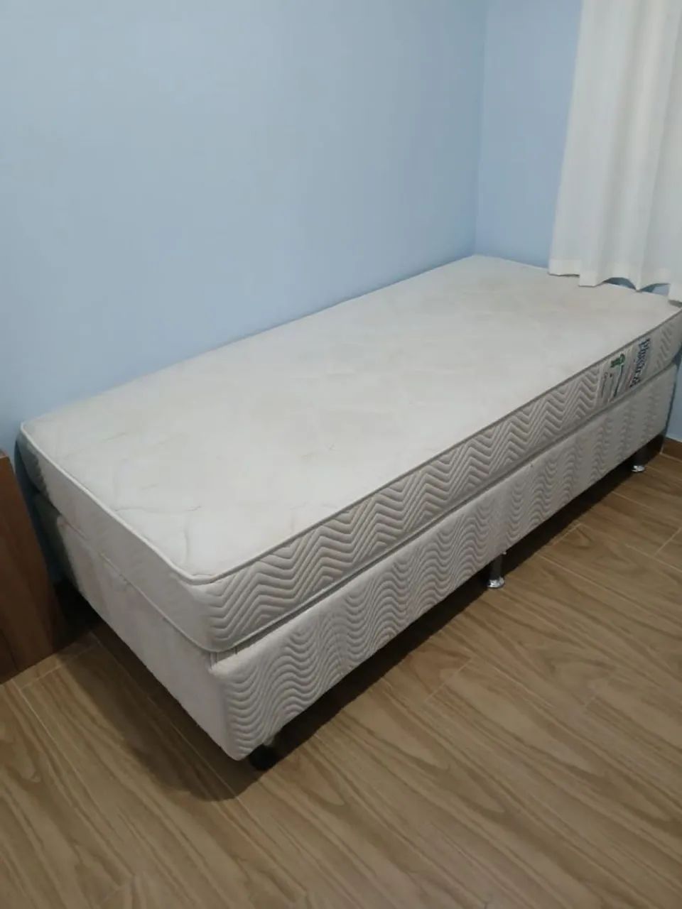 Cama box de molas - Solteiro