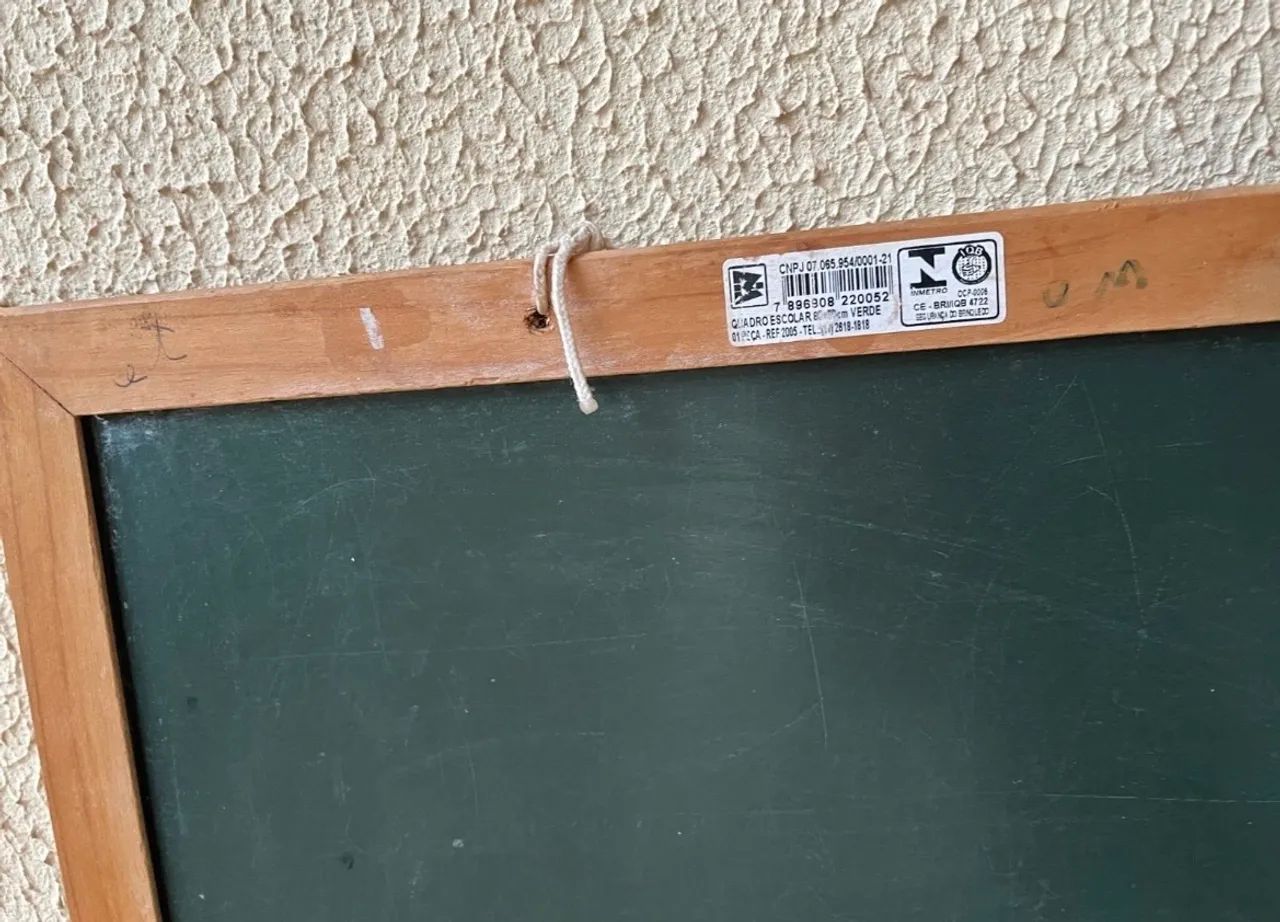 quadro negro / lousa escolar + caixa de giz - Foto 4