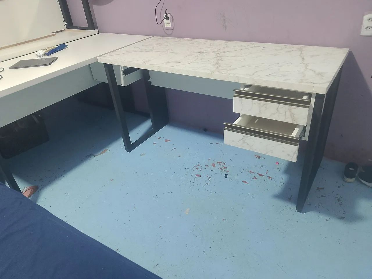 Mesa escritório. MDF côr mármore. - Foto 5