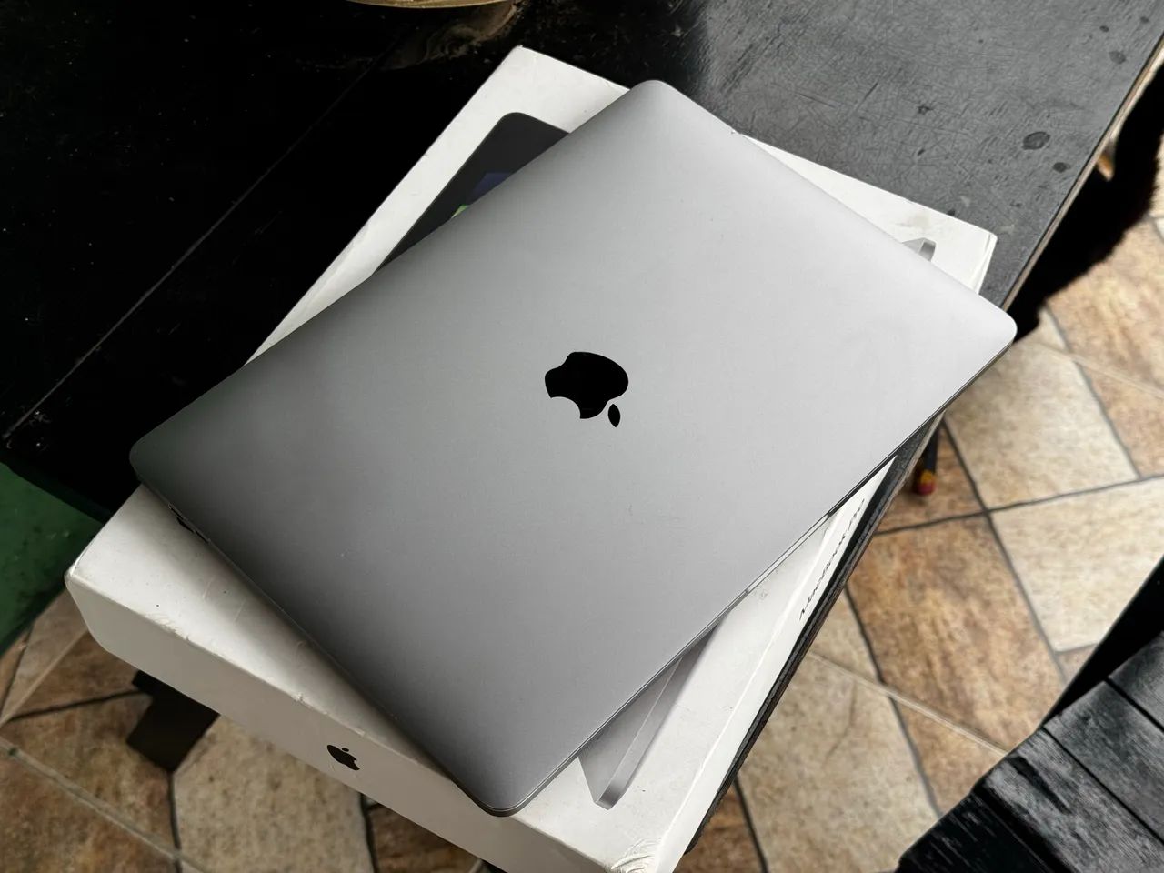 Macbook Pro M1 8gb / 512gb com Caixa em bom estado - Notebooks